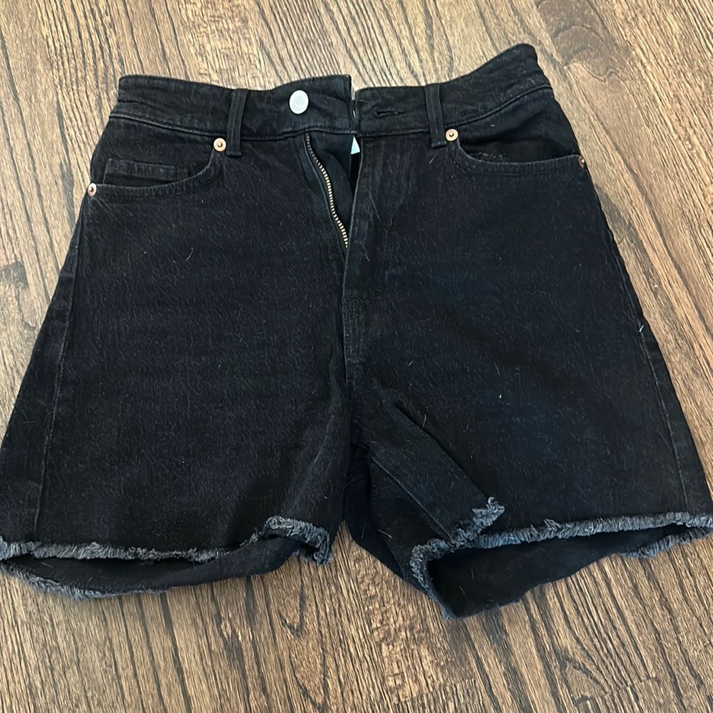 Black high waisted cut off jeans